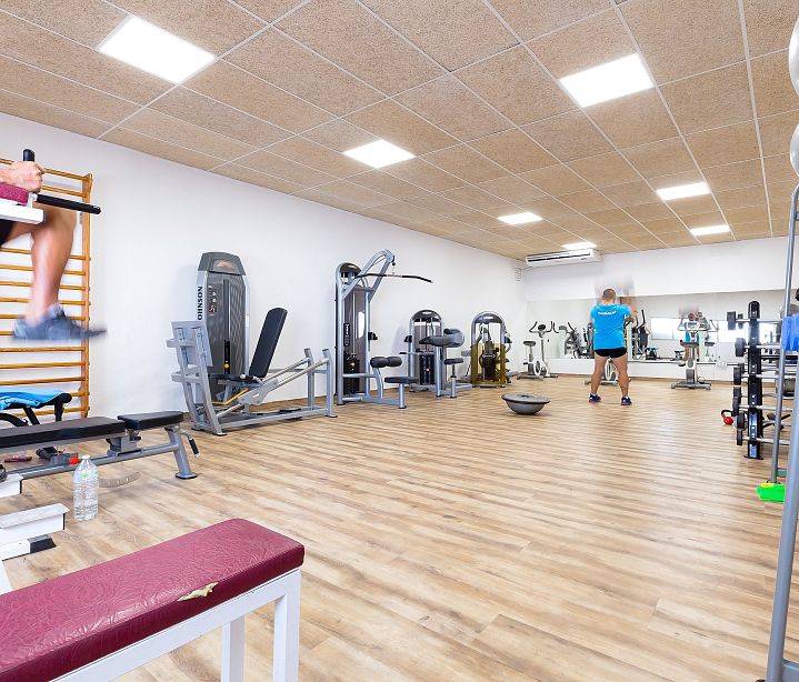 Gimnasio totalmente equipado