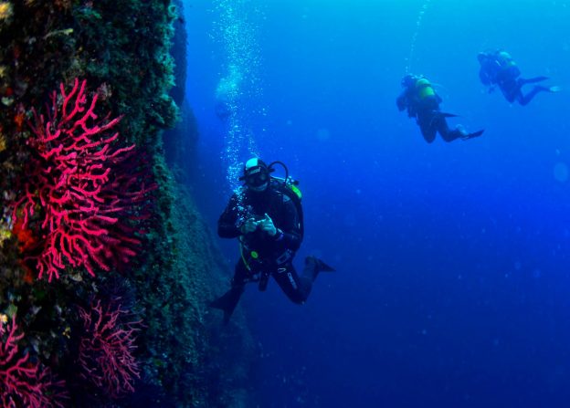 centro-de-buceo cap de creu Cala Montjoi